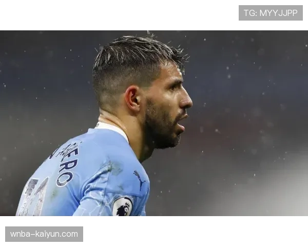 战术板：解析瓜迪奥拉在曼城的最新实验——3241阵型